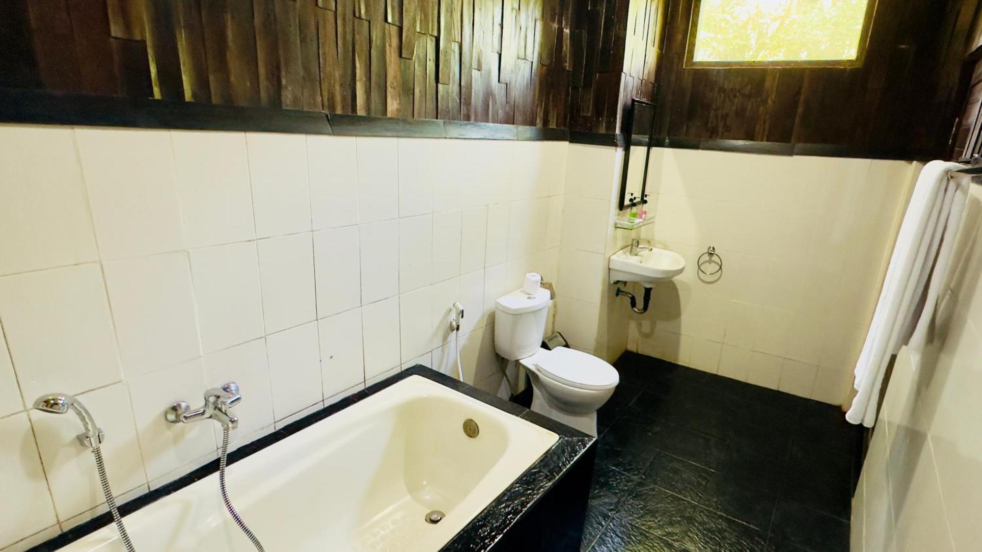 Bhanuswari Villas Ubud Exterior photo